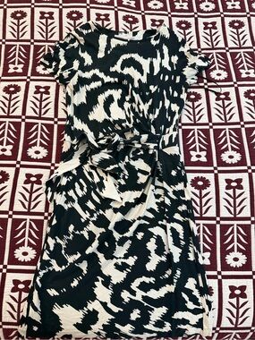 Diane Von Furstenberg Black & White Patterned Tie-Waist Women's Dress